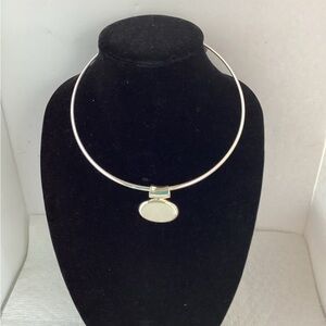 ANGIE STATEMENT NECKLACE